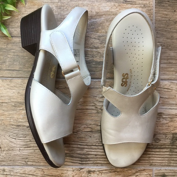 SAS women sandal pear white strap on size 8M - Picture 1 of 8